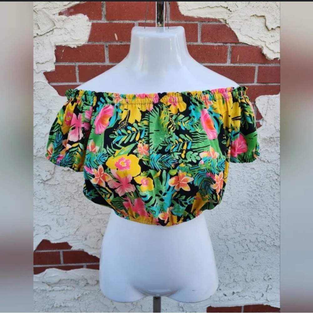 Rachel Zoe Black and Orange Ruffled Crop Blouse